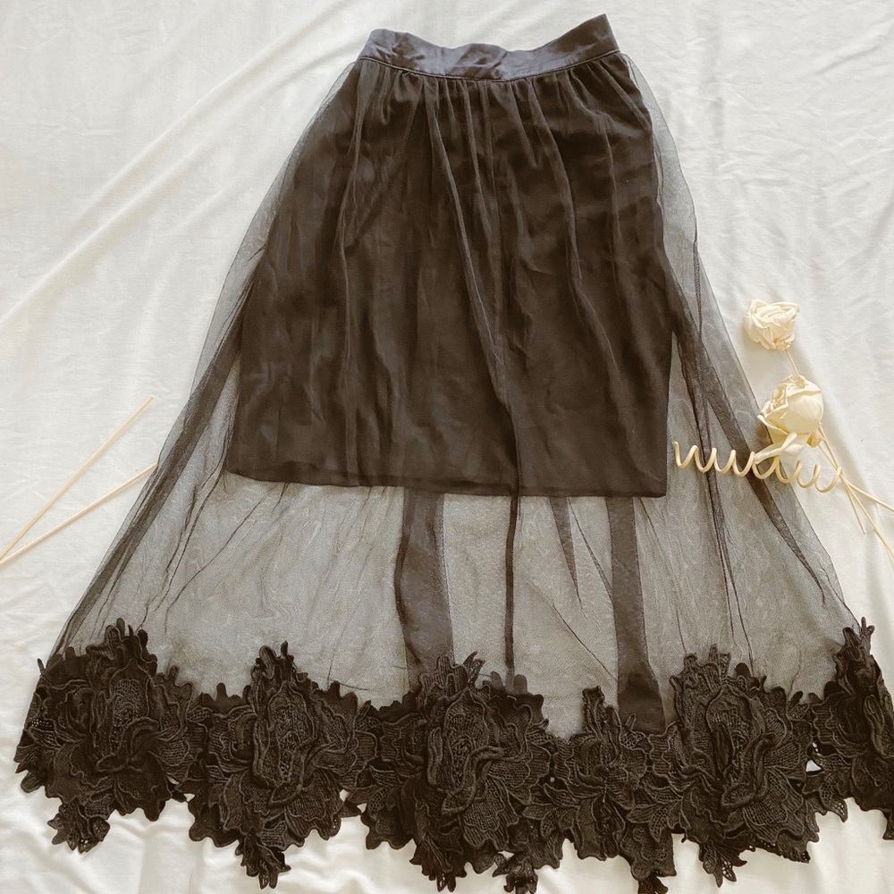 Midi mesh skirt